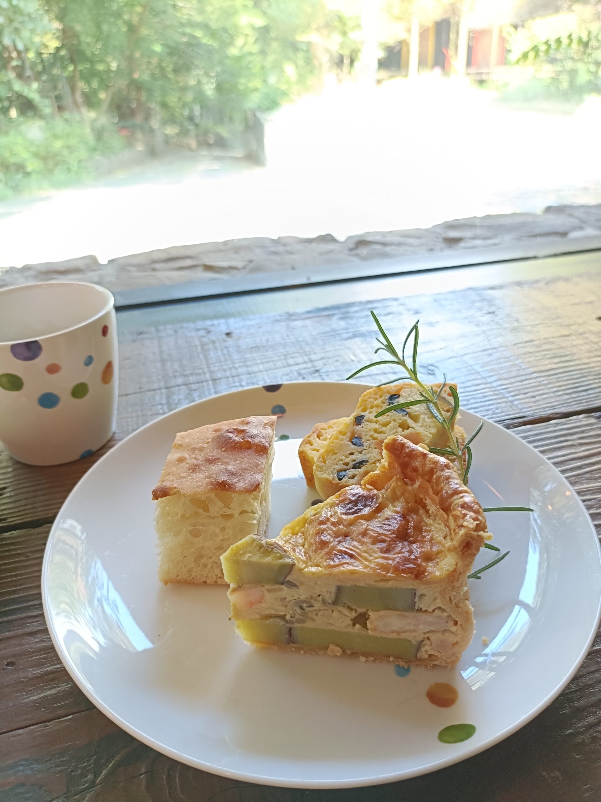 グリーンカレー風味のキッシュとケークサレの写真3
